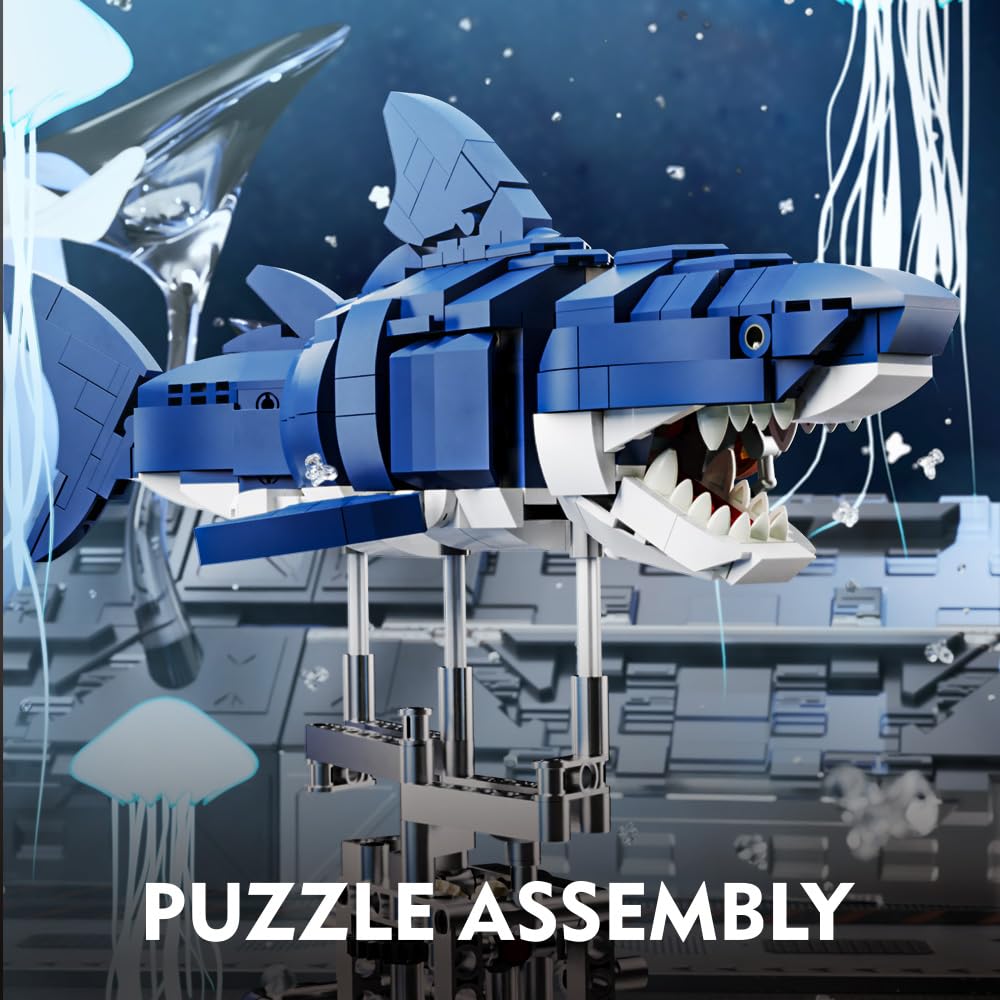 Mechanical Half-Cut Shark Building Set 🦈 – 687 PCS, Hand-Cranked Moving Action, 9" Tall STEM Toy for Kids & Adults ⚙️